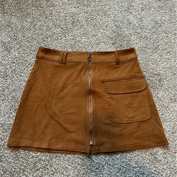Forever 21 brown suede zipper skirt - Picture 1 of 3